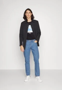 Jack & JonesJJICHRIS ORIGINAL - Jeans Relaxed Fit - Blue Denim -Stilfulla Val Butik 01a6b91ed98c4ffc88e92c476920813b