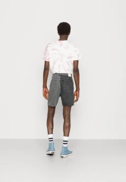 Denim ProjectCLASSIC DAD - Jeansshorts - Grey Wash -Stilfulla Val Butik 0567dff5e62d440eb8e5c5779b0d17ac