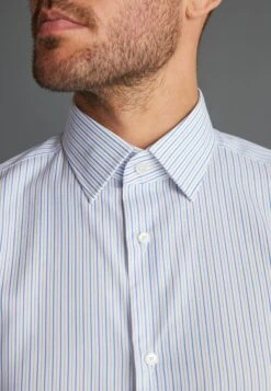 NextSIGNATURE TRIMMED REGULAR FIT SINGLE CUFF - Skjorta - Blue -Stilfulla Val Butik 0a14941e6a2d4ced965c6b5d1a2b88ff