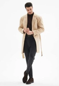 AntiochKort Kappa / Rock - Beige -Stilfulla Val Butik 0f3f48b276aa4214bf3bd6cd7b782a76