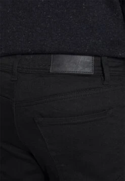 Selected HommeSLHSTRAIGHT SCOTT - Jeans Straight Leg - Black Denim -Stilfulla Val Butik 1bed68e1f3794e5282a6e8462038c4da