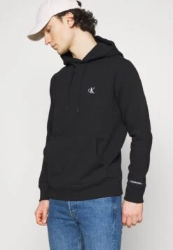 Calvin Klein JeansESSENTIAL REGULAR HOODIE - Sweatshirt - Black -Stilfulla Val Butik 21a930640d2849bb9e820750d7b47f7a