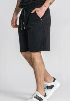 Gianni KavanaghELASTIC WAIST - Jeansshorts - Black -Stilfulla Val Butik 23a2d6fd22144efabb1d1e0cf0e4969f