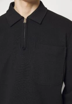 SandroSweatshirt - Noir -Stilfulla Val Butik 271eff9a3d994db8913a82c46b29a08d