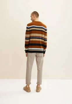 TOM TAILORMIT STREIFENMUSTER - Stickad Tröja - Sand Brown Navy Stripe -Stilfulla Val Butik 29f6580265d543f0b368645a29b82c54