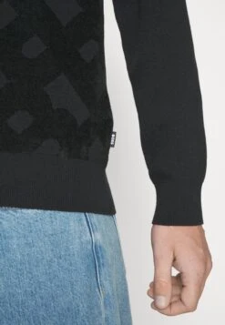 BOSSFENTURO - Stickad Tröja - Black -Stilfulla Val Butik 2b26c75f3908428abec6c9f4cf382bb5