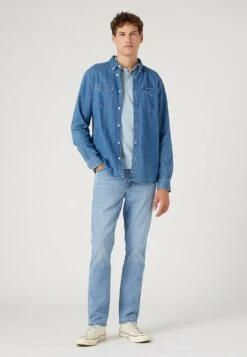 WranglerLARSTON - Jeans Straight Leg - The Gringo -Stilfulla Val Butik 2de34ccf1b7545578acb1921d36b3e73