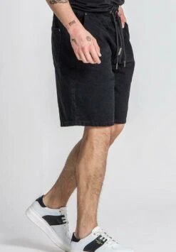 Gianni KavanaghELASTIC WAIST - Jeansshorts - Black -Stilfulla Val Butik 2ff76bb6f71d4f20bbc169f763ceb8e5