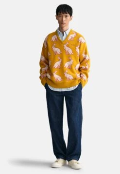 GANTLUNAR NEW YEAR V-NECK - Stickad Tröja - Mellow Yellow -Stilfulla Val Butik 321fd8ce0f8d493ca5f7179ce39aec2d