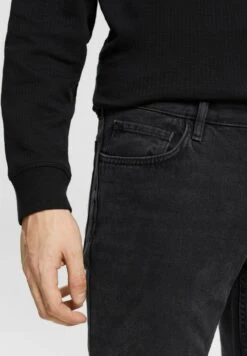 EspritJeans Bootcut - Black Dark Wash -Stilfulla Val Butik 3f6a97310a964f0cb9eaac2a2c0bb3a8