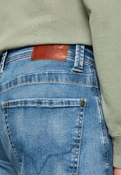 Pepe JeansKINGSTON ZIP - Jeans Relaxed Fit - Denim -Stilfulla Val Butik 412e7dbeb508495291ad80357f285bfd