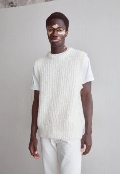 J.LINDEBERGALFONS SLIPOVER - Stickad Tröja - Cloud White