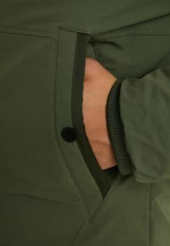 CHASIN'RETURN HYBRID - Klassisk Kappa / Rock - Grün E -Stilfulla Val Butik 4a6e7490a55243d2a9833ff54d7fe7b1