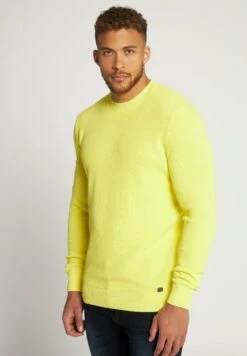 JP1880Stickad Tröja - Hellgelb