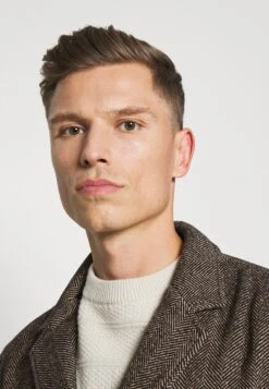 SolidSDTAVE HERRINGBONE COAT 21105919 - Klassisk Kappa / Rock - Black 12 SolidSDTAVE HERRINGBONE COAT 21105919 - Klassisk Kappa / Rock - Black -Stilfulla Val Butik 54a747997c32424fb78c409feab73e09