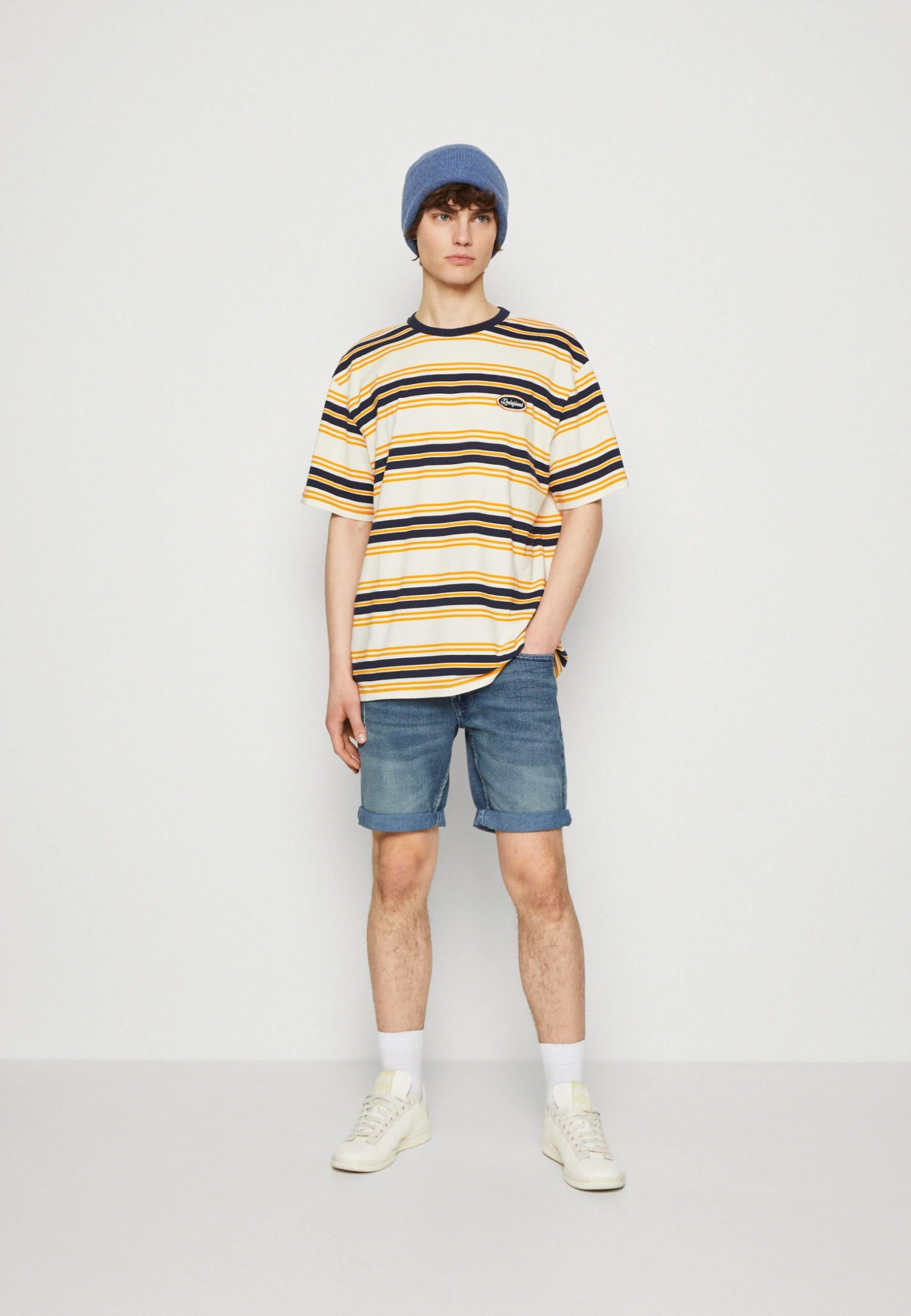 Redefined RebelSTOCKHOLM - Jeansshorts - Worn Vintage 4 Redefined RebelSTOCKHOLM - Jeansshorts - Worn Vintage - Bild 2