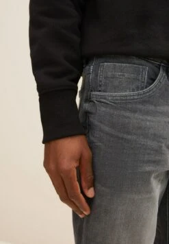 TOM TAILORJOSH - Jeansshorts - Clean Mid Stone Grey Denim -Stilfulla Val Butik 5e42bc50cf494ee7a66fde8cb245981c