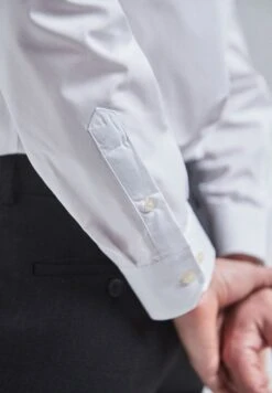 NextTWO PACK - Kostymskjorta - White -Stilfulla Val Butik 6b4a3a6820bd4c5590a91fcaedf0a4e4