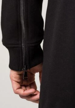 Urban ClassicsTröja Med Dragkedja - Black -Stilfulla Val Butik 72f154ceaa484468b53106121c6180d1