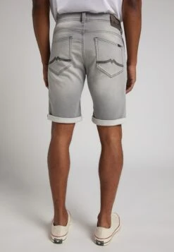 MustangCHICAGO - Jeansshorts - Grau -Stilfulla Val Butik 7c6ad29a5b874f8ba61b2ec314e2811e