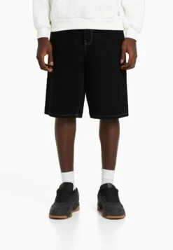 BershkaBAGGY - Jeansshorts - Black