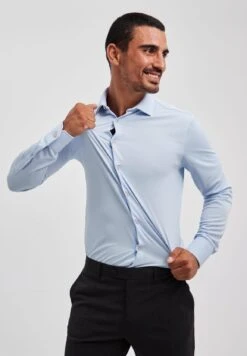 SepiiaNON IRON STAIN REPELLENT - Kostymskjorta - Light Blue -Stilfulla Val Butik 8d7814974ad34c23878a14879bd1ba1b