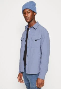 Brave SoulPEARSON - Tunn Jacka - Light Blue -Stilfulla Val Butik 90c817f933ff459c89cdf9f534a0911c