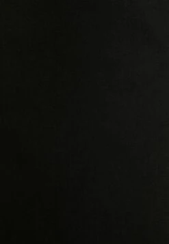 BershkaBAGGY - Jeansshorts - Black -Stilfulla Val Butik 93fc1d22c68947848ddd89ded4cbc37a