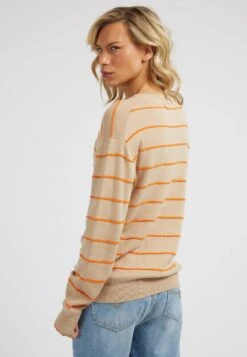 GuessStickad Tröja - Beige 7 GuessStickad Tröja - Beige -Stilfulla Val Butik 9602b0897ba84526bc1705b6985cb636