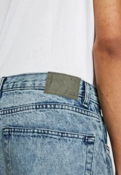 Redefined RebelKYOTO - Jeans Relaxed Fit - Bleach -Stilfulla Val Butik 968a9bbff89a4c828514eba7b6dd2650