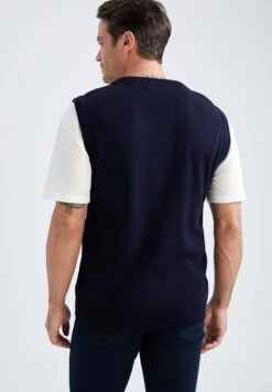 DeFactoREGULAR FIT - Stickad Tröja - Navy -Stilfulla Val Butik 9bd595681e324d59925de01826c6deb5