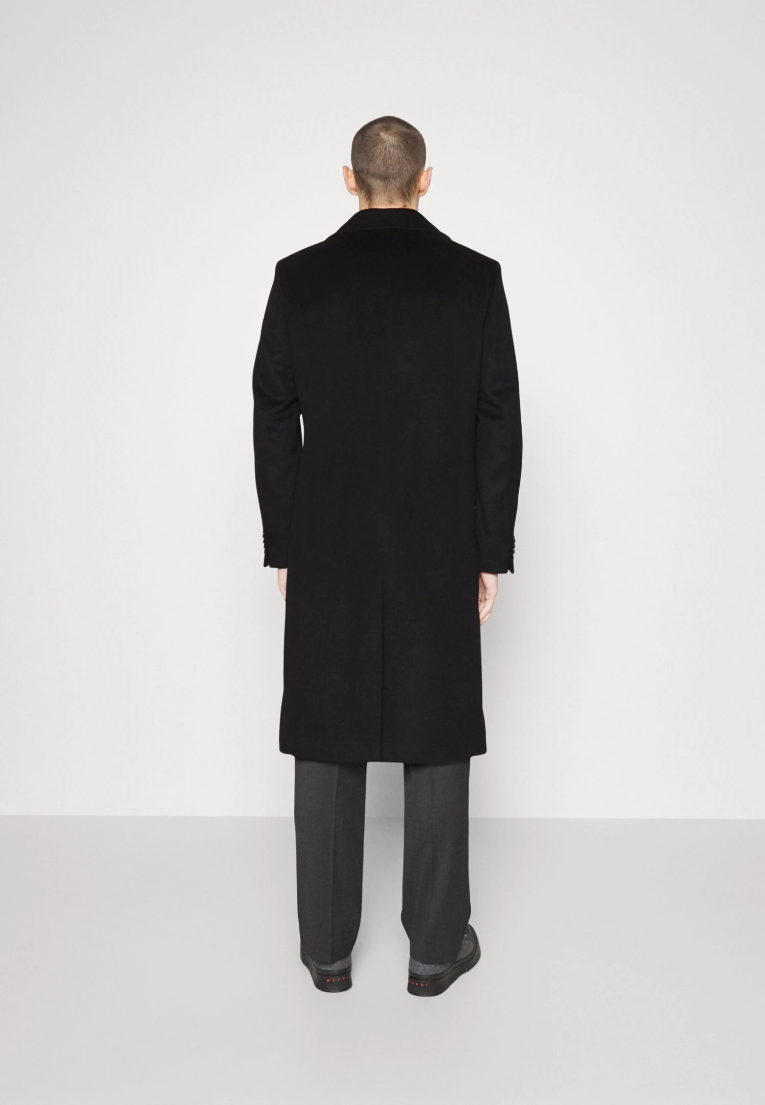 Tiger Of SwedenHENNRI - Klassisk Kappa / Rock - Black 5 Tiger Of SwedenHENNRI - Klassisk Kappa / Rock - Black - Bild 3