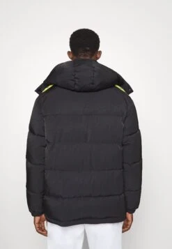 MOSCHINOLONG JACKET - Vinterkappa /-rock - Black 13 MOSCHINOLONG JACKET - Vinterkappa /-rock - Black -Stilfulla Val Butik a206d3fdfe784f5e8045c9b57c97f94c