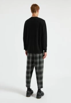 PULL & BEAR PULL&BEARStickad Tröja - Mottled Black -Stilfulla Val Butik a33fd2fef2bc40b8bcfd61fb1b1410c5