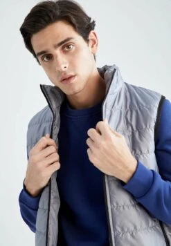 DeFactoSLIM FIT - Väst - Grey -Stilfulla Val Butik af0f19d2541e40ca9494446112a7beaa