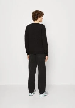 ReplayStickad Tröja - Black -Stilfulla Val Butik b1015f0a06e745eab1e4fdb3651be326