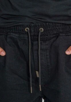 Gianni KavanaghELASTIC WAIST - Jeansshorts - Black -Stilfulla Val Butik b20182a10c924de8a27a931003b1a9cf