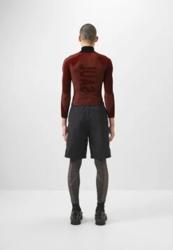 Saul NashHIGH NECK COMPRESSION - Stickad Tröja - Red/black -Stilfulla Val Butik ba9ead1eff3f42028c2a687ef131a0b1
