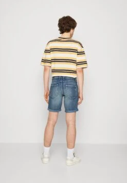 Redefined RebelSTOCKHOLM - Jeansshorts - Worn Vintage 10 Redefined RebelSTOCKHOLM - Jeansshorts - Worn Vintage -Stilfulla Val Butik c648037045434807b26115ebf95ed955