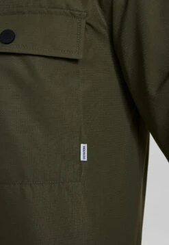 DXNMXRKEVAN - Tunn Jacka - Army Green -Stilfulla Val Butik d4924b5a657b4fe4986b5b7d315894af