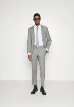 HUGOKOEY - Kostymskjorta - Open White -Stilfulla Val Butik d4c8561dea6c4fa98fa072bac4f49121