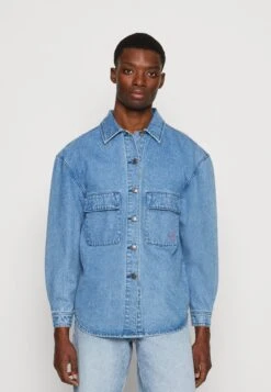 KangolDUNCAN BOXY WORKSHIRT UNISEX - Skjorta - Light Blue