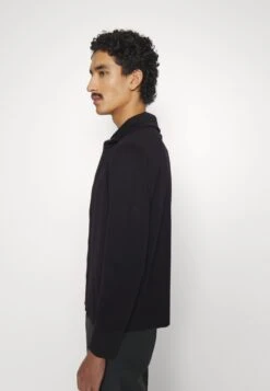 SandroTRUCKER CARDIGAN - Kofta - Marine -Stilfulla Val Butik d850125fa4a54f33b720aa64fb775b18