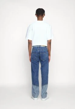 DAVID CATALANWASHED - Jeans Bootcut - Blue 12 DAVID CATALANWASHED - Jeans Bootcut - Blue -Stilfulla Val Butik e64e06bde55b46ae949d3c3441e40957