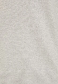 MoMO BLONDA - Stickad Tröja - Hellgrau Melange -Stilfulla Val Butik e9531513fe2f4faf9be1d5f3b5120ce5