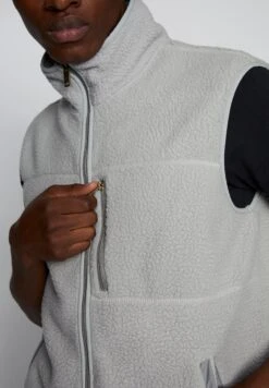 MatiniqueWILLOW HERITAGE - Väst - Alloy -Stilfulla Val Butik eb7fc67d231c4279ac566474ce323343