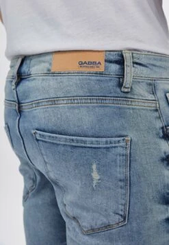 GabbaHOP LIGHT DESTROY - Jeansshorts - Lt Blue Denim -Stilfulla Val Butik ef9e04a6bd7d4add91d303e7bf00c318