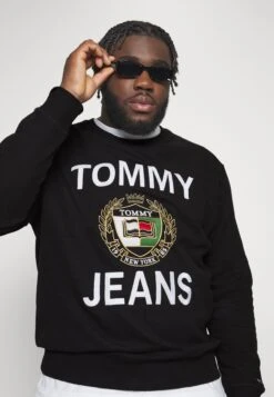 Tommy Jeans PlusSweatshirt - Black -Stilfulla Val Butik f4f88eeddf684787bc9f271bb8af86bf