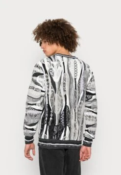 Carlo ColucciStickad Tröja - Black -Stilfulla Val Butik f6bff19eb3f74420ae42be986a1afead