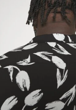 Pier OneSkjorta - Black -Stilfulla Val Butik fb909797e1ea44d493b56942c0d96c5e